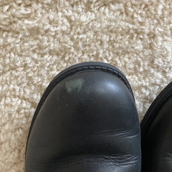 ♥️Ugg gray and black suede and shearling Sz 7 boots. Can be worn up or down - Picture 9 of 9